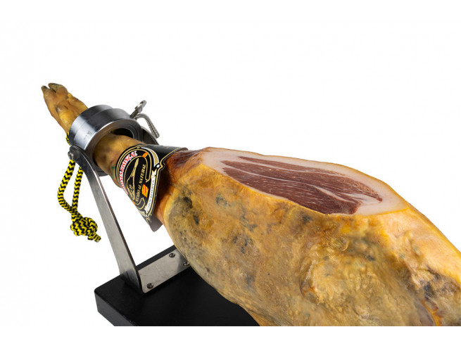 Jamón Reserva "Josanz" con pata
